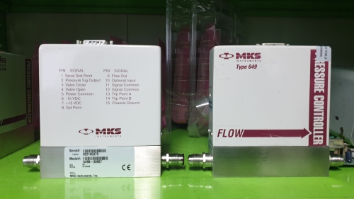 MKS PRESSURE CONTROLLER