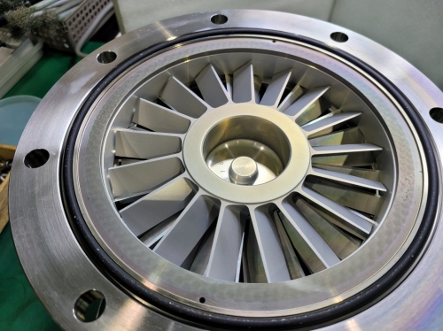 SHIMADZU TURBO MOLECULAR PUMP TMP-1103LMP